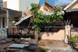 Satu orang jadi korban ledakan di Komplek Cemara Asri