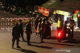 Pemberlakuan Jam Malam di Pos PSBB Sungai Lulut