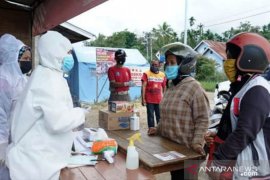 Cegah COVID-19, Tanah Datar perketat pemeriksaan warga dan kendaraan masuk