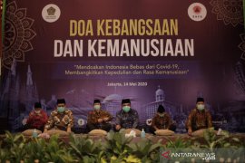 Presiden : Mari hadapi cobaan COVID-19 dengan tenang dan sabar
