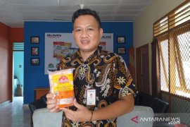 Stok daging beku di Perum Bulog Belitung menipis