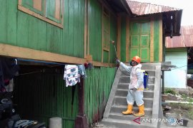 Ramadhan, Baubau gencar melakukan penyemprotan disinfektan cegah COVID-19