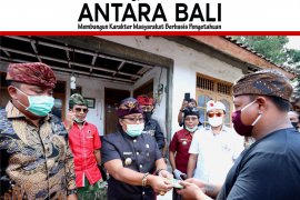 BADUNG SALURKAN BLT DANA DESA