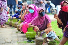 Antre pembelian "Si Melon"  di Sungai Gelam