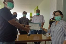 Sempat dirawat 61 hari di RSUD Sintang, Direktur PDAM Sanggau sembuh COVID-19