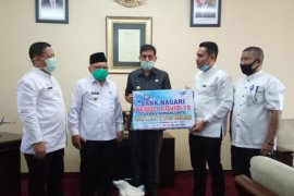 Bank Nagari Sawahlunto beri bantuan 1 ton beras untuk warga kurang mampu
