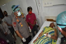 Kapolda Papua dan Pangdam kunjungi korban penganiayaan  di Paniai