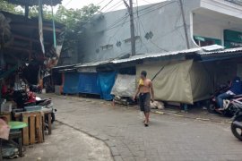 Pasar Simo dan Pasar Simo Gunung di Surabaya beroperasi kembali