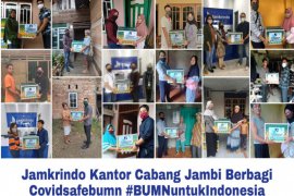 Jamkrindo donasikan bantuan untuk masyararakat terdampak COVID-19