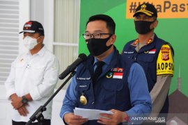 Gubernur Jabar: Hari ini Presiden Jokowi tidak membuka mal