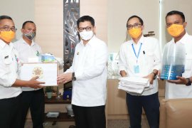 Gubernur Apresiasi Pihak yang Bantu APD untuk Para Medis