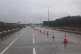Presiden Jokowi resmikan jalan tol ruas Kayuagung-Palembang