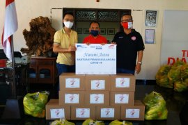 Masyarakat NTT di Bali dapat lagi bantuan ratusan paket sembako