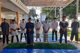 Wagub Sulsel jadi imam dan khatib shalat Idul Fitri di rumah