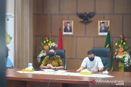 Di hari Lebaran warga Sumbar positif COVID-19 bertambah 35 orang