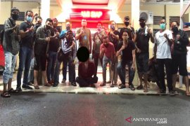 Kurang dari tiga jam pelaku penusukan di Kampung Melayu dibekuk, ternyata Napi Asimilasi