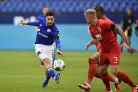 Schalke kehilangan pemain tersubur Suat Serdar akibat cedera
