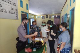Polres Biak sita minuman berakohol di kios kampung Insrom