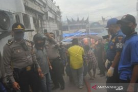 KEBAKARAN DI PASAR RAYA PADANG