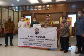 Paguyuban Masyarakat Tionghoa bantu warga terdampak COVID-19 lewat Polda Jatim