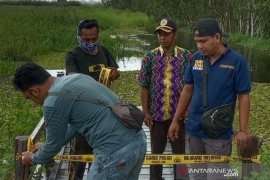 Sempat viral didatangi warga, ujung jalan Mahang Paku ditutup Polres HST