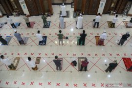 MUI ajak umat Islam memperpendek khutbah Jumat saat wabah COVID-19