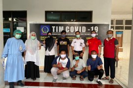 215 pasien positif COVID-19 dinyatakan sembuh telah dipulangkan dari RSKD Dadi Makassar