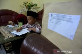 Ujian semester genap di rumah Page 2 Small