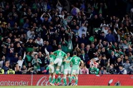 Isco kembali berlatih di Real Betis setelah absen empat setengah bulan