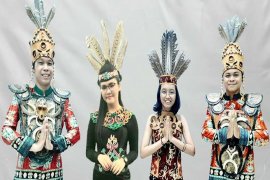 Empat remaja Barito Utara kembali ditugaskan ke Istana Negara