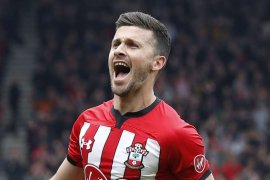 Southampton resmi memperpanjang kontrak Shane Long