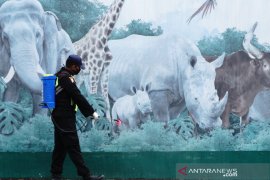 Taman Safari Prigen bersolek sambut "New Normal"