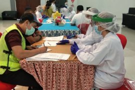 PT Angkasa Pura II lakukan upaya pencegahan COVID-19 bagi karyawan