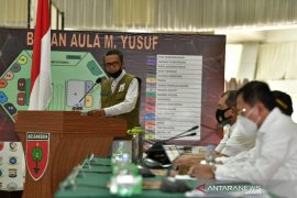 Gubernur Sulsel paparkan upaya pengendalian COVID-19 kepada Tim Gugus Tugas