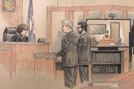 Eks polisi pelaku pembunuhan Floyd dibebaskan