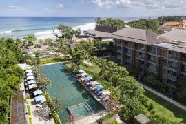 Hotel Indigo Seminyak meraih penghargaan resort mewah terbaik di Bali