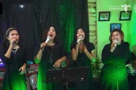 Pelaku seni dan kreatif di Danau Toba hadirkan 'spirit of online performance'