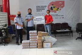 Satgas Bencana BUMN Jambi salurkan bantuan COVID-19