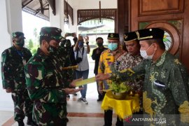 Danrem 091/ASN Silaturahmi ke Kesultanan Koetai Kartanegara Ing Martadipura