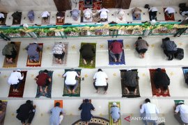 Shalat Jumat Kembali Digelar Di Banjarmasin