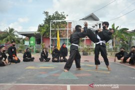 REGENERASI PENCAK SILAT DI PALEMBANG Page 1 Small