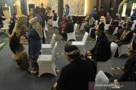 Pemilik Gedung mulai gelar akad nikah dengan protokol kesehatan Page 1 Small