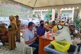 30 anggota DPRD Kolaka jalani tes cepat COVID-19