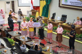 DPRD gelar rapat paripurna Milad ke-55 Kabupaten Inhil  sesuai protokoler COVID-19