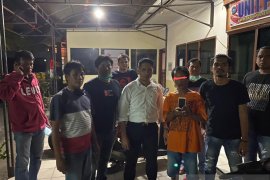 Tembakan peringatan warnai penangkapan pencuri gawai yang baru saja keluar penjara lewat program asimilasi