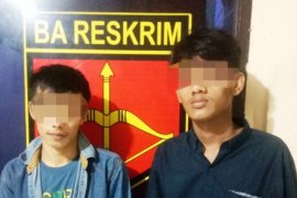 Diduga miliki sabu-sabu, dua pemuda diciduk di tepi jalan salah satunya pelajar