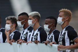 Jumlah kasus COVID-19 naik terus, klub di Brazil tolak bermain