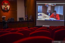 Mantan Menpora  Imam Nahrawi berharap bebas jelang pembacaan vonis