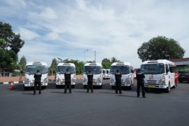 17 bus Isuzu jadi "feeder" di Kota Semarang