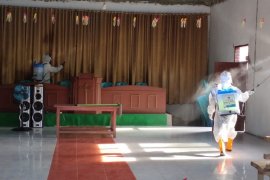 Umat Kristen Gorontalo Utara mulai beribadah di gereja